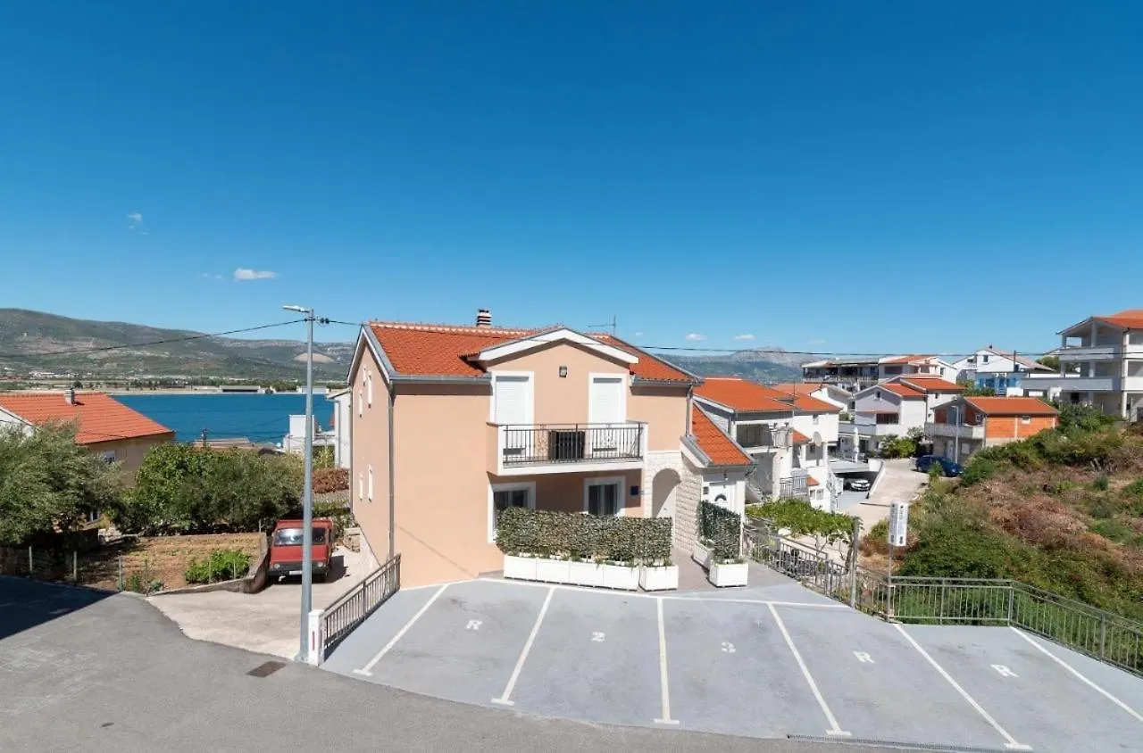 Studio Apartment In Mastrinka With Loggia, Air Conditioning, Wifi 5159-2 Trogir Chorvatsko