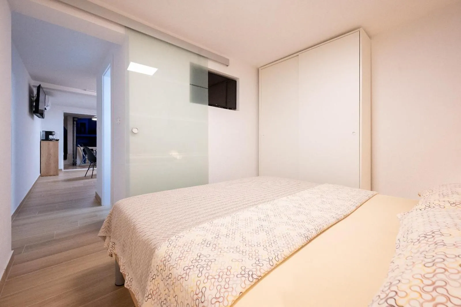 Studio Apartment In Mastrinka With Loggia, Air Conditioning, Wifi 5159-2 Trogir