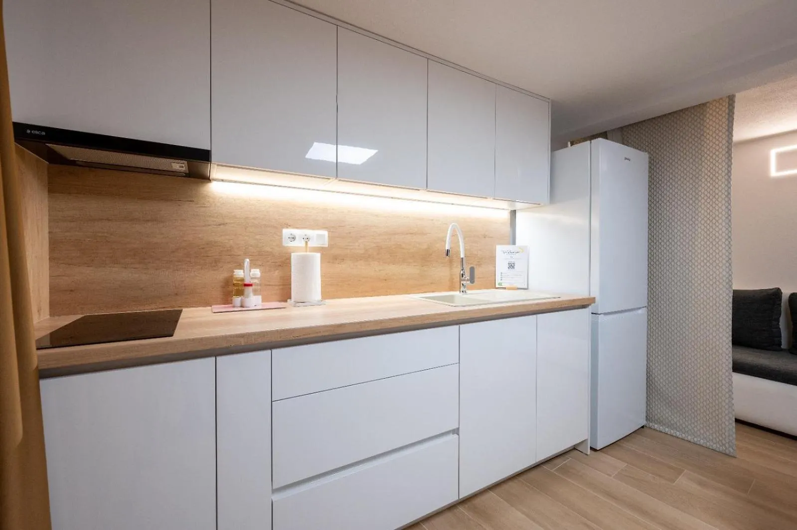 Studio Apartment In Mastrinka With Loggia, Air Conditioning, Wifi 5159-2 Trogir